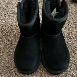Black Uggs no box great condition